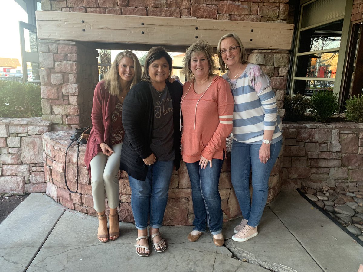 Girlfriends make the world complete!