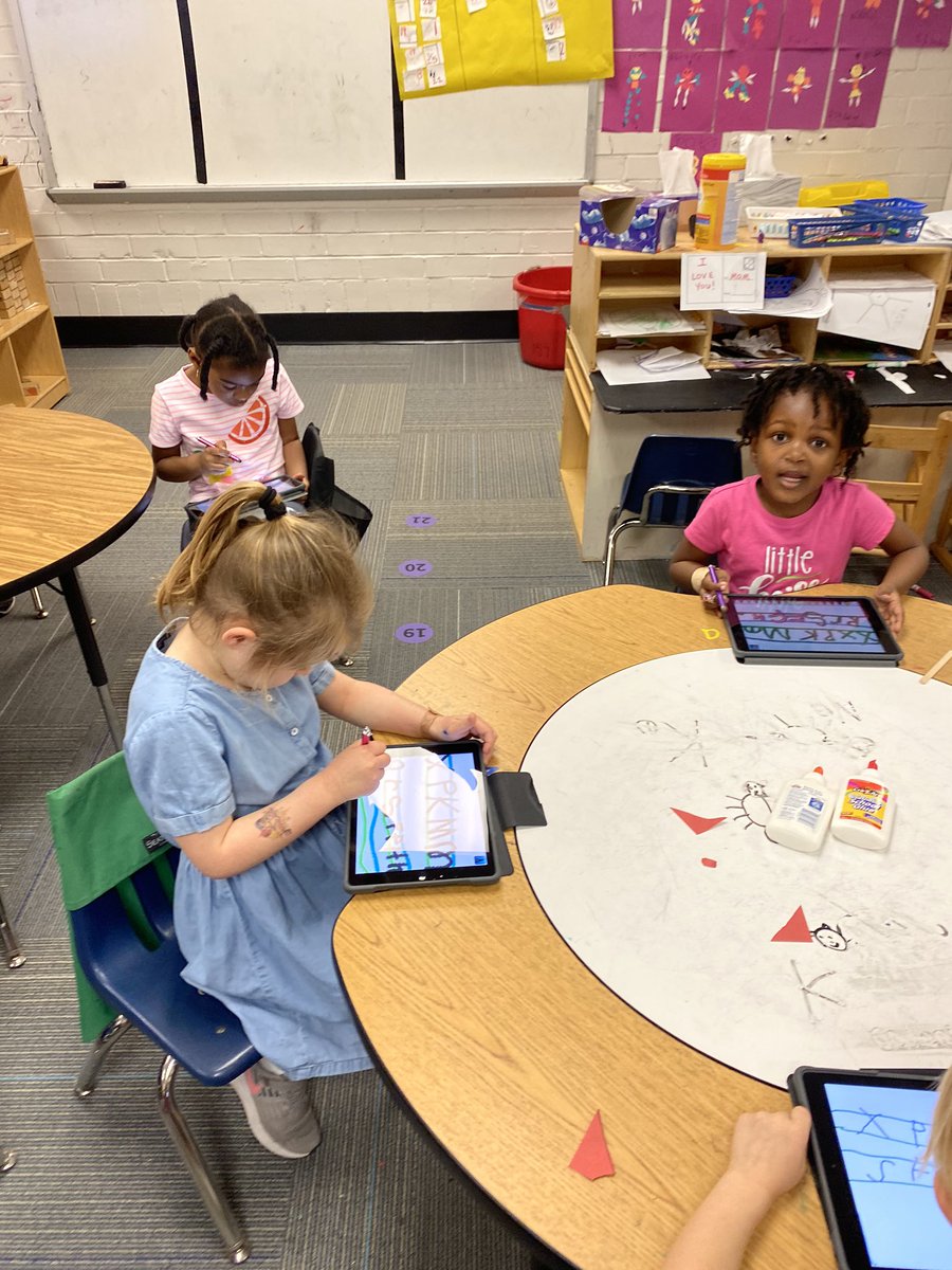 dhesbobcats's tweet photo. CD2 working hard writing all the letters we have learned so far!! I say the sound and they write the letter! We ❤️ Draw and Tell. #wearewriters #gobobcats https://t.co/DXIZJLBROk