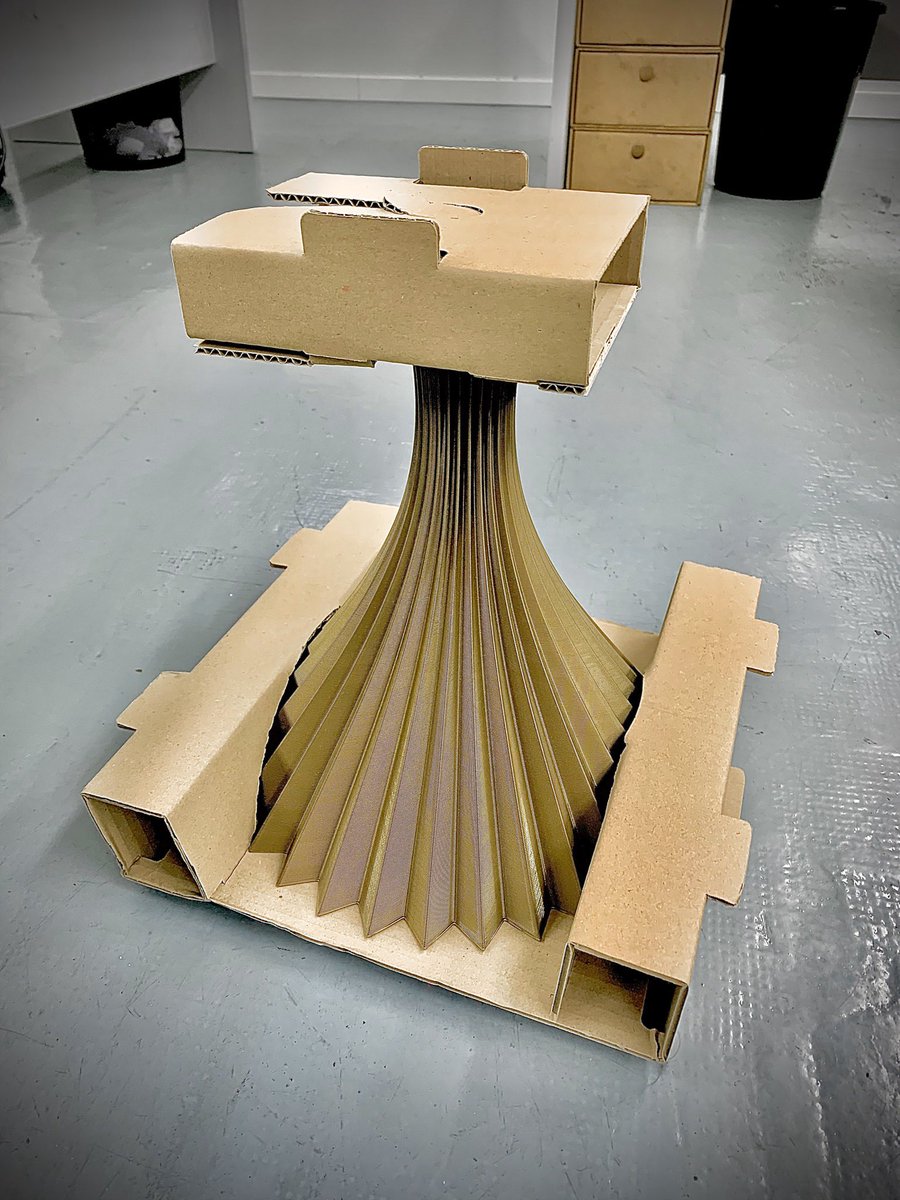 FontPackaging's tweet photo. El arte de proteger los productos de una manera eficiente y sostenible es el arte que practican nuestros técnicos cada día en @FontPackaging . Con talento y tecnología se puede proteger todo. Te atreves a retarnos ? #fontecopack #smartpackaging https://t.co/bueMoTlqOm