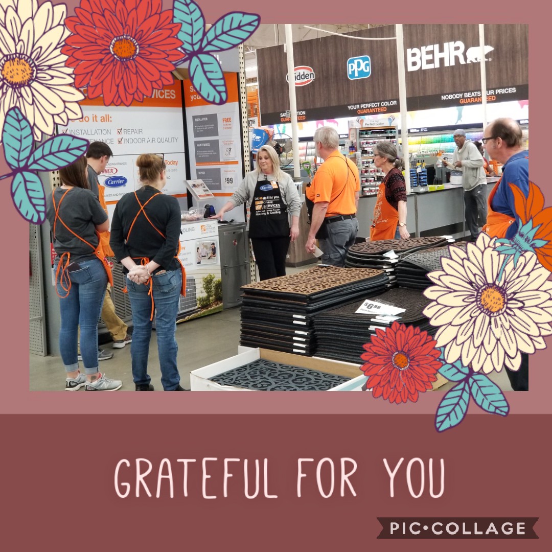 michelle_dehos's tweet photo. Awesome morning PK with Dawn and Charles from @AireGre Thank you for your awesome partnership!! @BobbyBoaenTHD @CHilliardTHD @spoonholtz @RanSmith4 @THD_HXT #HeidiHvacchallenge #BetterIsInUs https://t.co/VyTyg3n2wh