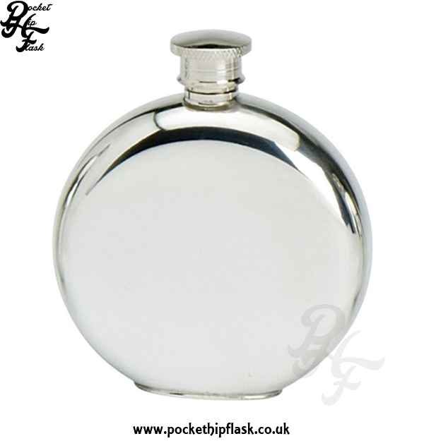 HipFlaskCo's tweet photo. Round #hipflasks make great #gifts and come in many different styles. Each can be engraved to personalise: https://t.co/LDIEGlJLQJ #personalisedgifts #personalised #engravedgift #personalizedgift #giftforhim #giftforher #engravedflask #customised #giftidea #hipflask https://t.co/jNaHktAFcG