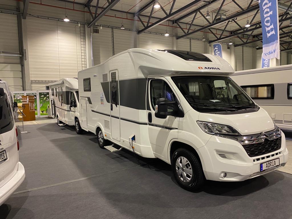 SachsenCaravan's tweet photo. 👉AUTO CAMPING CARAVAN BERLIN
Besuchen Sie uns am 13. bis 15. März 2020 täglich von 10:00- 18:00 Uhr auf der #Auto #Camping #Caravan #Berlin (Berlin ExpoCenter Airport in Schönefeld/Selchow). 
Sie finden uns in 👉Halle C Stand.
Wir freuen uns auf Ihren Besuch.😊 https://t.co/rGlPxm6Zse