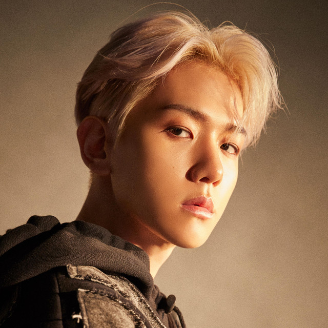 WORLDMUSICAWARD's tweet photo. #EXO’s #Baekhyun Confirms He's Working On A New Solo Release To Follow His Hugely Successful #CityLights!👨‍🎤🎧🎶🔥🌟👑 @weareoneEXO 
https://t.co/Y7nY9gORxr https://t.co/C0tPu0eBEg