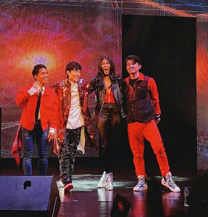 NIKKA100004's tweet photo. Sa nag iisang prinsesa ng TEAM LAYF @louyanong, happiest birthday lou. Sobrang salamat kasi andyan ka sa mga babies namin na sina @fumfumfum3 at @gucong_yamyam Bilang kapatid at kaibigan nila. At saksi kami kung gaano ka katapang. Laban lang. God bless.

HAPPYBIRTHDAY LOUYANONG https://t.co/kmTaT9XDvi