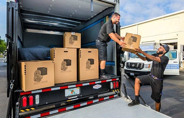rick_carruth's tweet photo. #Relocating to a new home can be a grueling process. These #movingtips are here to help you unpack.  https://t.co/eMQOxqQatW https://t.co/T7XHqFghI9