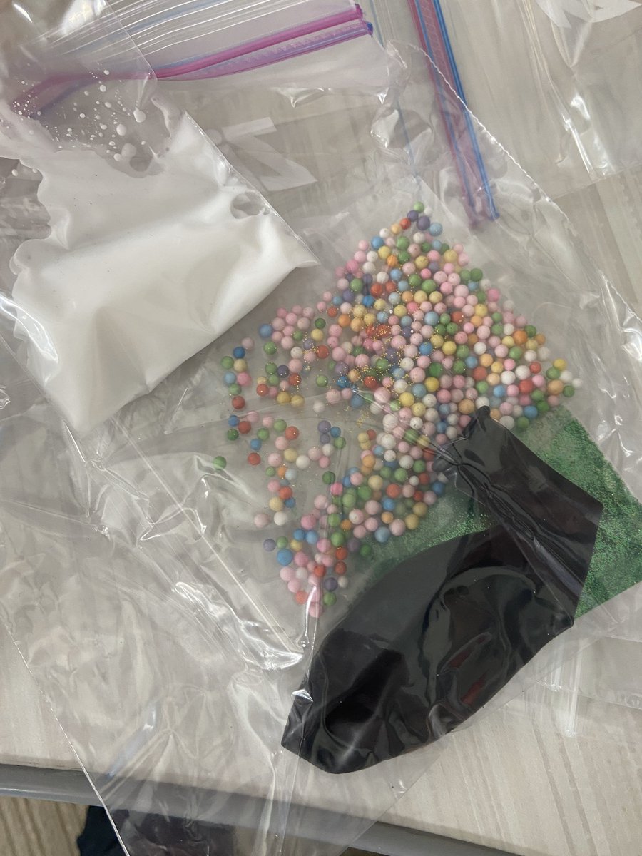 CrestviewLib's tweet image. Conducting business as usual! #marketdayprep