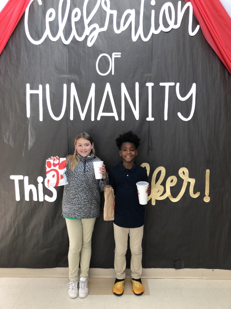 hrenemc's tweet photo. Life in the Writing Benchmark Masters Club👏🏻📝🍔🍟🍗🥤@CISDWalker https://t.co/1MXCGTVCoX