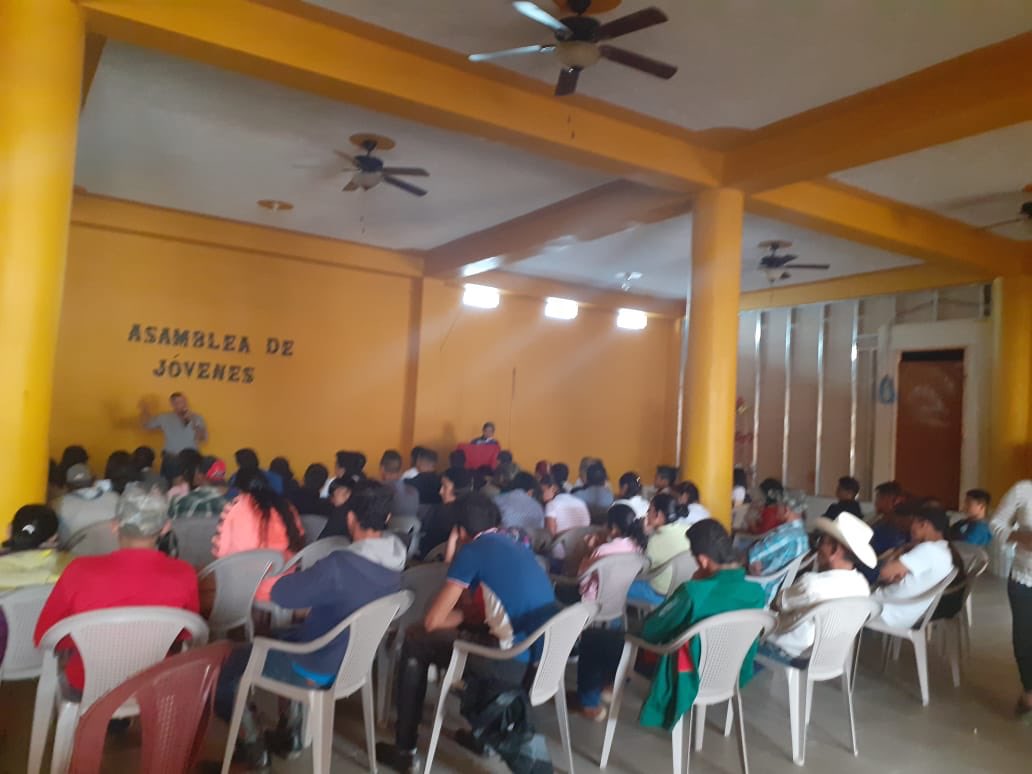 honduraction's tweet photo. #Juventud| Continuamos fortaleciendo capacidades, las y los jóvenes del Municipio de Cabañas, Copán, realizaron la Asamblea Juvenil para la Elección de Junta Directiva, se contó con la participación de 90 jóvenes, que representan las bases comunitarias. 
@UEenHonduras https://t.co/TySMGvBKIx