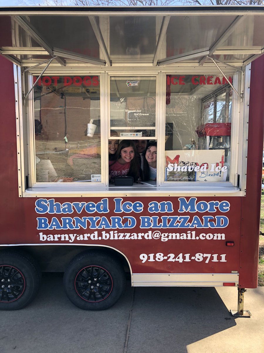 carrieschle's tweet photo. @CphsStudentSec will be selling sno cones at all three lunches today for  GOLD Week!! Come support them and Dayspring Villa!! https://t.co/4CaJKSGfTZ