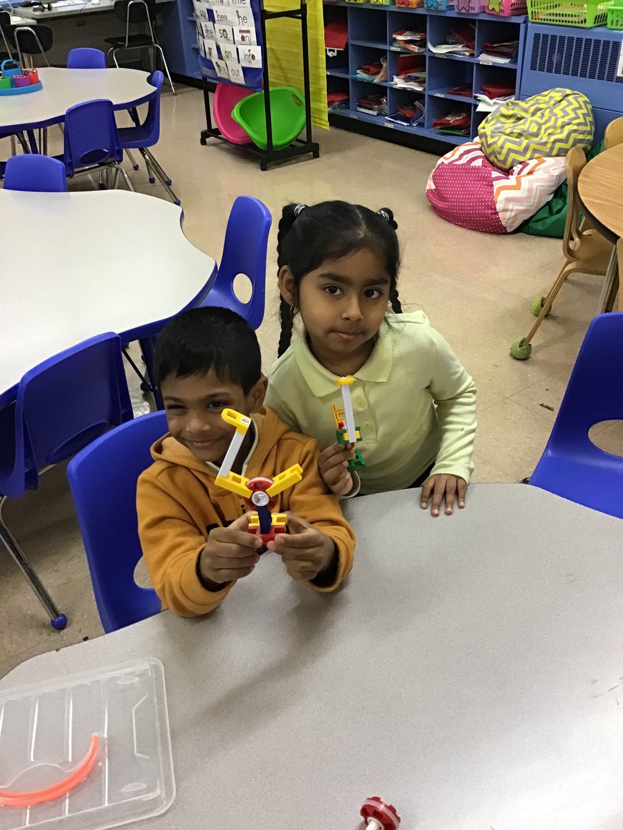 ⁦<a href="/PS62ChesterPark/">PS62</a>⁩, What can you #engineer today? #STEM