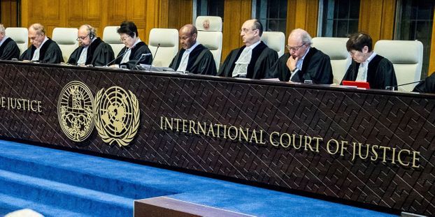 Par ailleurs, sur le terrain diplomatique et juridique, la situation évolue. Dans un avis consultatif de 2019, la Cour internationale de justice estime que le Royaume-Uni a "illicitement" séparé l’archipel des Chagos de l’île Maurice après son indépendance en 1968.