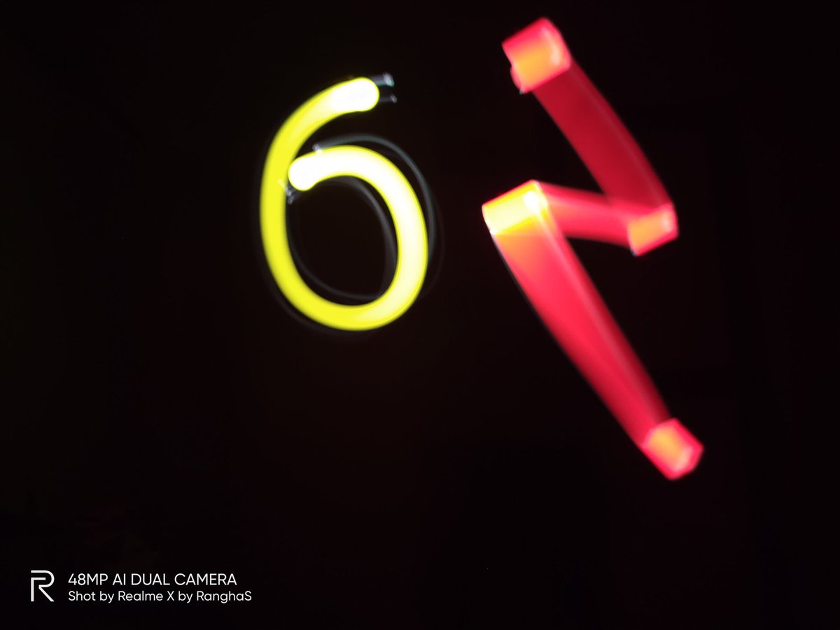 SRangharaj's tweet image. Clicked in Expert mode Light painting, a 6 and orange Lightning design 😍💛⚡⚡ #ProCameraProDisplay
#realme6Pro  #shotonrealme #shotonrealmeX @MadhavSheth1
@FrancisRealme @realmemobiles
