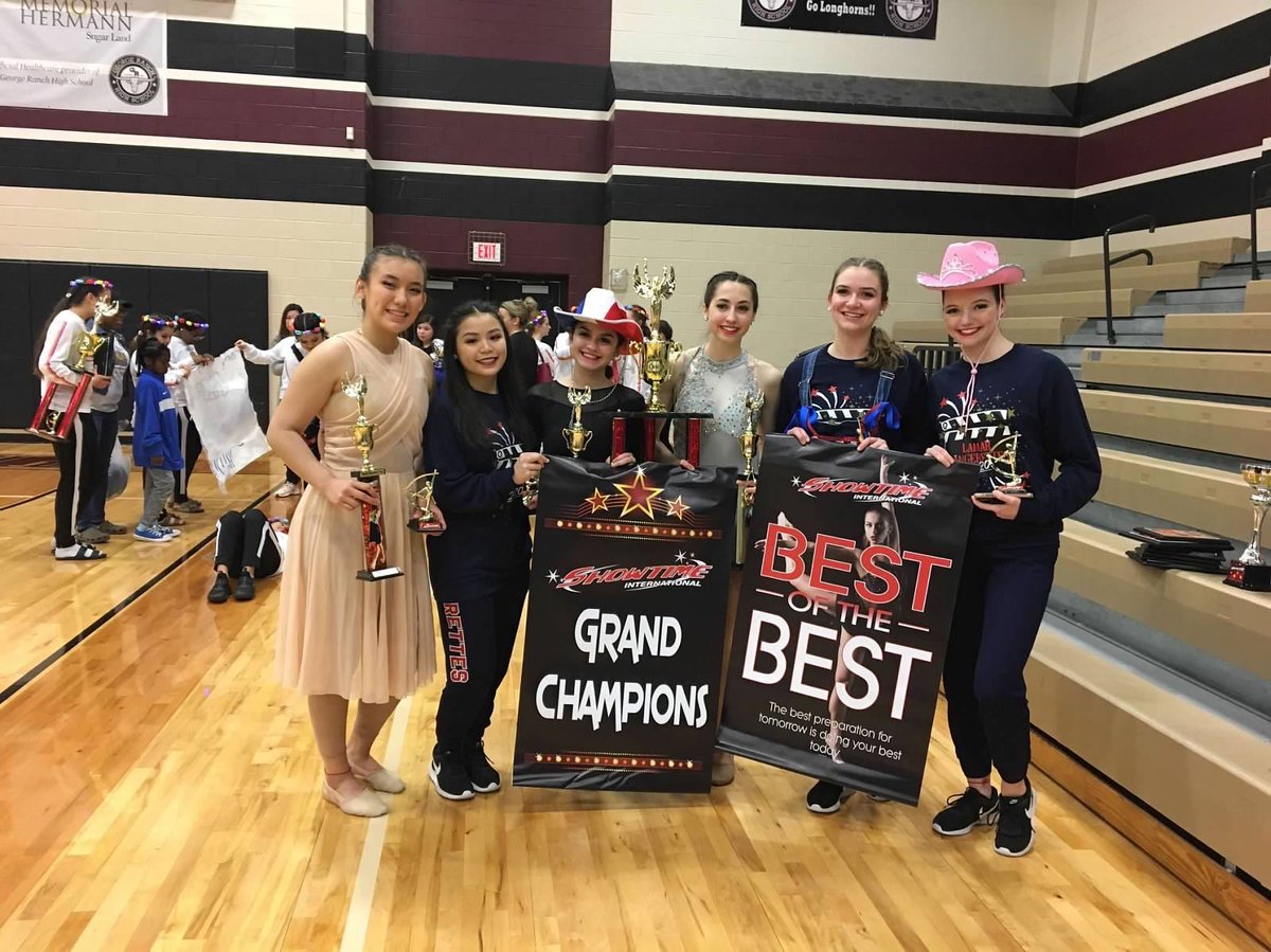 lhsrangerettes's tweet photo. Thank you, Showtime, for a great weekend!💃🌟 #bestofthebest #comp2 #roadtonationals https://t.co/rJavgJrWik
