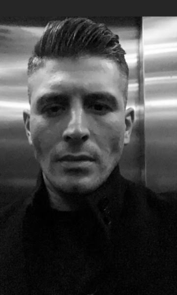 ben artık bunu görmek istiyorum 
ama bu adamın elinde
azer kurtuluşun anladın mı horzum

BizansaDön AzerKurtuluş