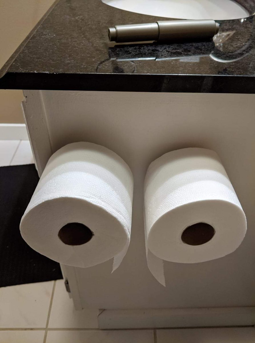 Finally!!! The answer to the over vs under question...Note the holder up on the counter...