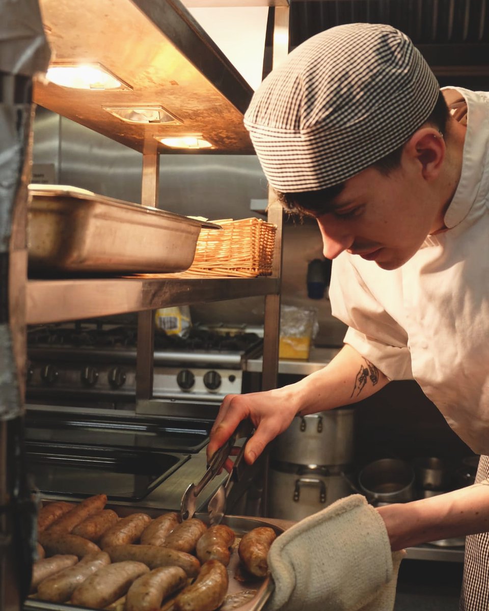 Tending to those Sausages. We at Yha York make a fantastic breakfast.... which includes Sausages, Bacon, Hash Browns, Tomatos, Beans, Egg and Veggie/Vegan Sausages. Served from( 7:30am-9:30am)

#york #yha #yhayork #yorkshire #breakfast #hostel #photography #sausage #kitchen