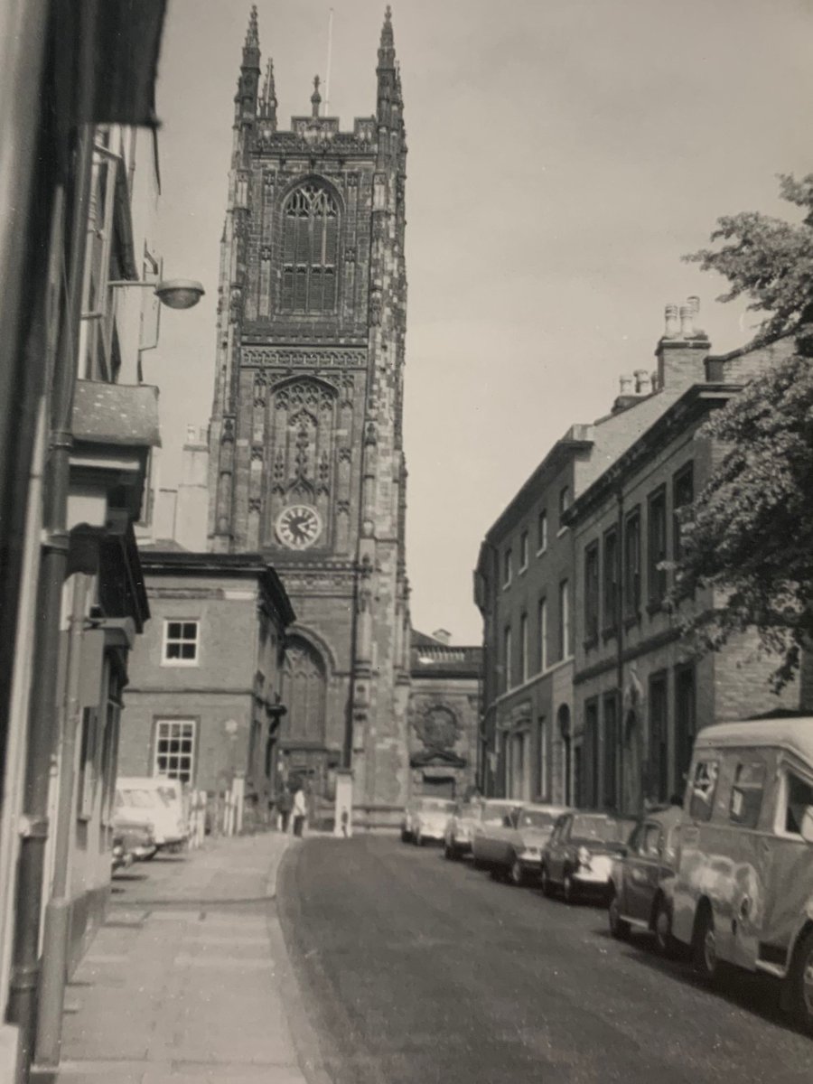 DerbyUni's tweet photo. Our #ThrowbackThursday this week is an old photo of the @DerbyCathedral in the @DerbyCQ 📸 ⛪ 

The main body of the Cathedral as it stands today is a Georgian rebuilding by James Gibbs, completed in 1725, now that is a throwback!

#DerbyUni https://t.co/Q00bGs0BcR