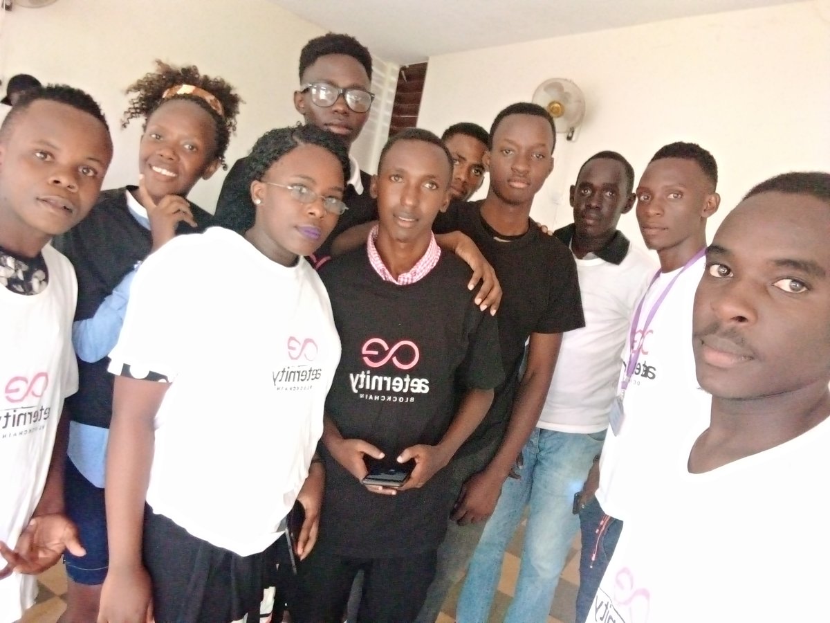 aeternity's tweet photo. #AE's Ugandan #aembassador Kabeterein Rodgers held a successful #meetup at @BishopStuartUni
Students learned all on #aeternity #blockchain, #Sophia, #oracles, and #statechannels.
More events in Mbarara to be organized soon:
https://t.co/H33iDl2UW5 https://t.co/04SxkmSEqI