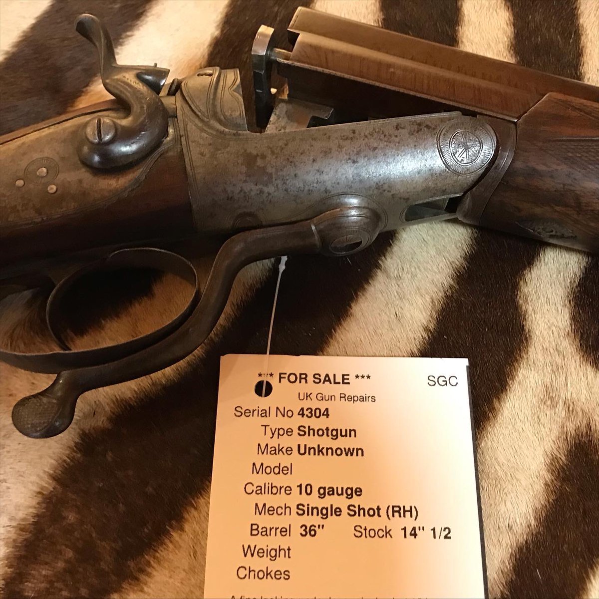 10 BORE! 

A fine looking under lever single shot 10 bore with aDamascus barrel.  Message or call for more information.