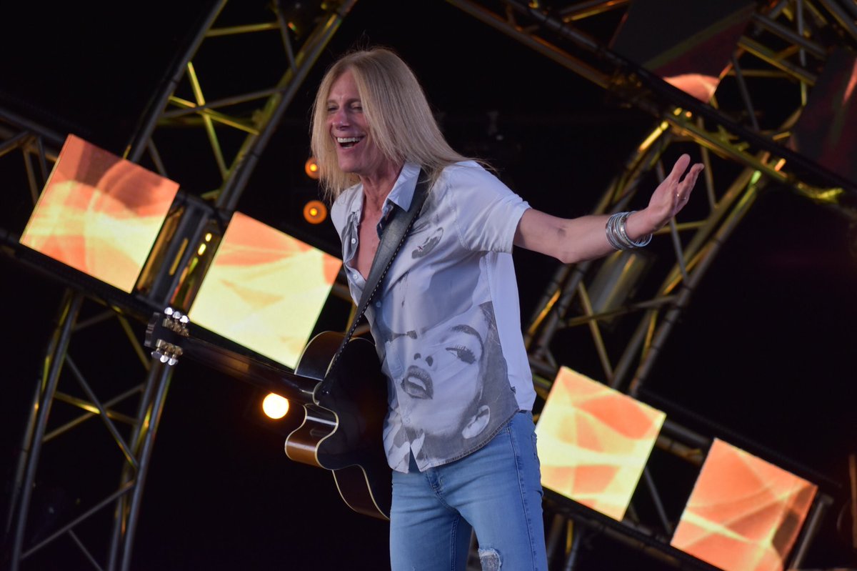 dtlphoto1's tweet photo. The Guess Who Band at EPCOT. Great Rockinโ Shows.
#waltdisneyworld
#epcotflowerandgardenfestival
#epcot
#gardenrocks
#gardenrocksconcert
#gardenrocksconcertseries
#theguesswho
#theguesswhoband
#rudysarzo
#garypeterson
#leonardshaw
#dereksharp
#willevankovich https://t.co/wyWcAe8YdJ