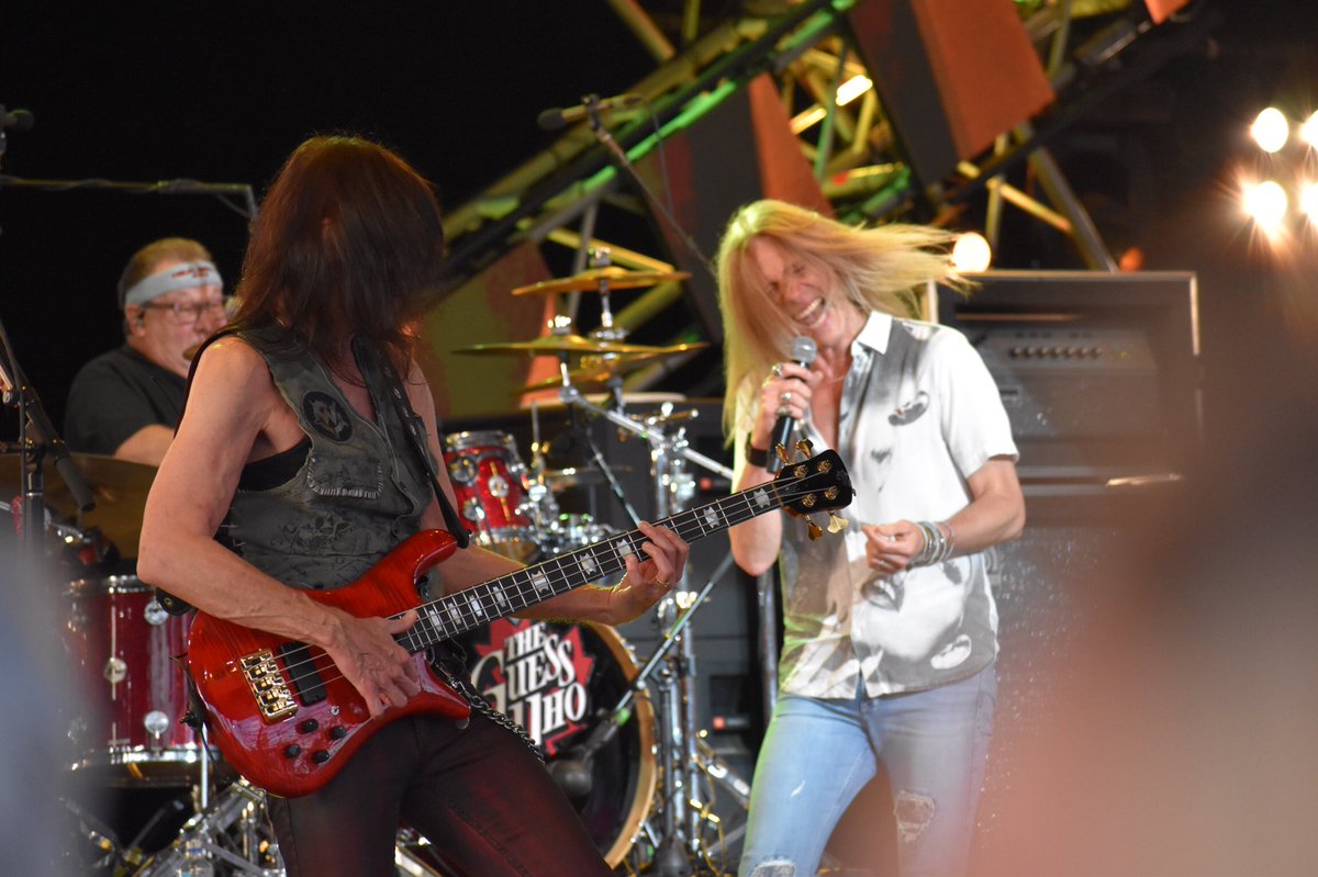dtlphoto1's tweet photo. The Guess Who Band at EPCOT. Great Rockinโ Shows.
#waltdisneyworld
#epcotflowerandgardenfestival
#epcot
#gardenrocks
#gardenrocksconcert
#gardenrocksconcertseries
#theguesswho
#theguesswhoband
#rudysarzo
#garypeterson
#leonardshaw
#dereksharp
#willevankovich https://t.co/wyWcAe8YdJ