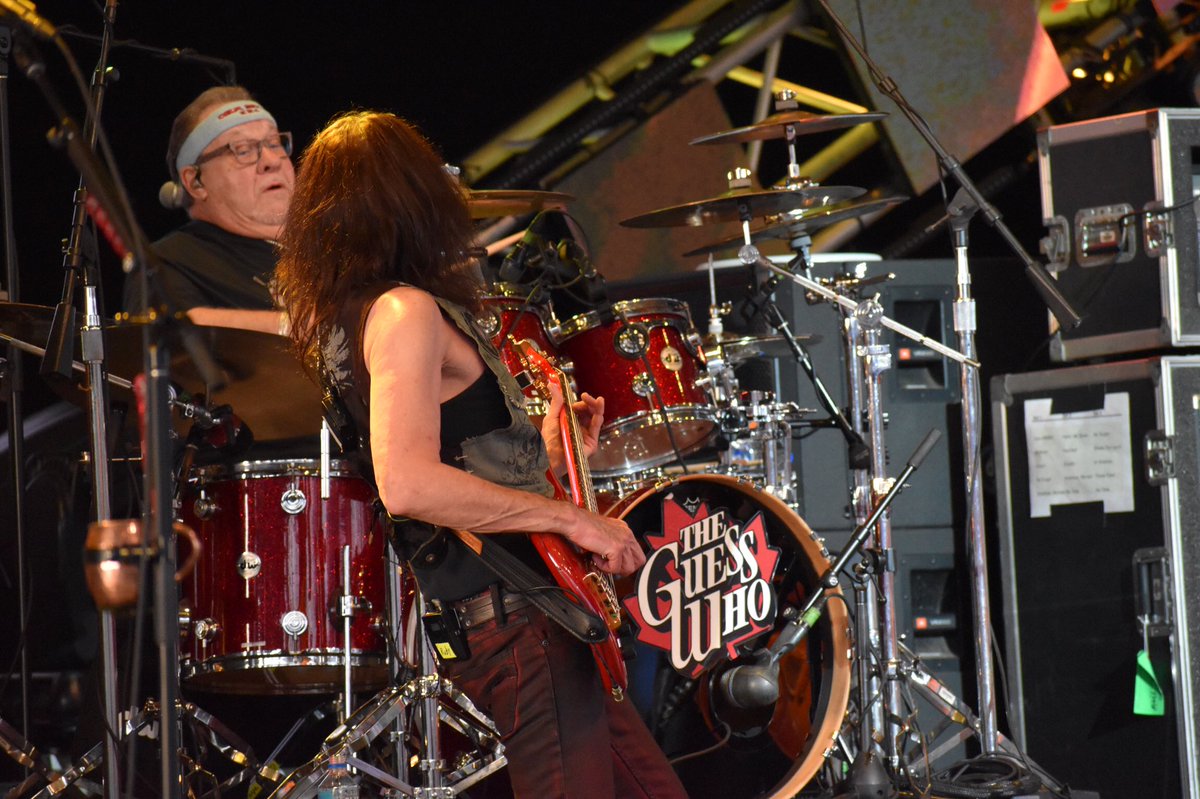 dtlphoto1's tweet photo. The Guess Who Band at EPCOT. Great Rockinโ Shows.
#waltdisneyworld
#epcotflowerandgardenfestival
#epcot
#gardenrocks
#gardenrocksconcert
#gardenrocksconcertseries
#theguesswho
#theguesswhoband
#rudysarzo
#garypeterson
#leonardshaw
#dereksharp
#willevankovich https://t.co/wyWcAe8YdJ