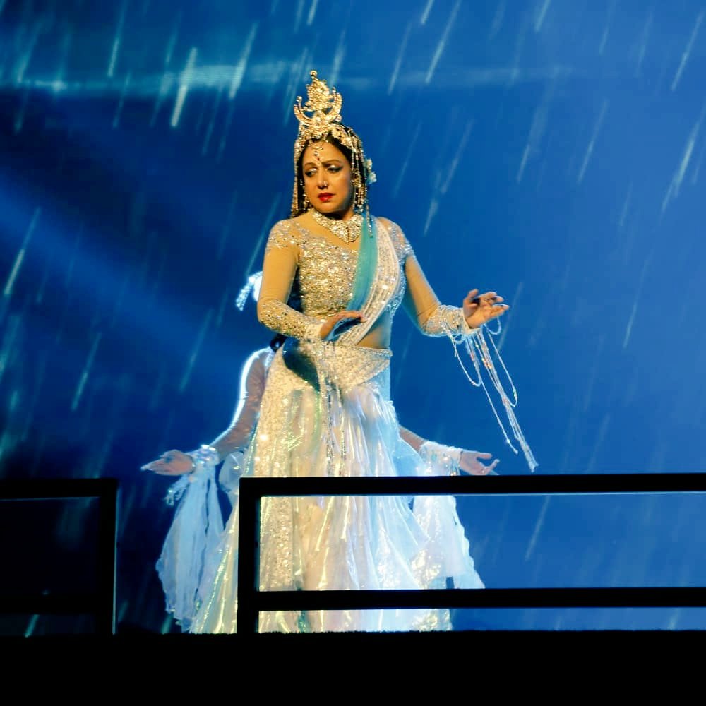 SwarComm's tweet image. Hema Malini a Renowned Artist from Bollywood enacting Dance Ballet in Kumbh Mela 2019 
@kumbhculture2019
@PrayagrajKumbh
@dreamgirlhema
@myogiadityanath
@myogioffice
Social Media Management By Swar Communication, Department of Culture, Government of Uttar Pradesh#indianculture