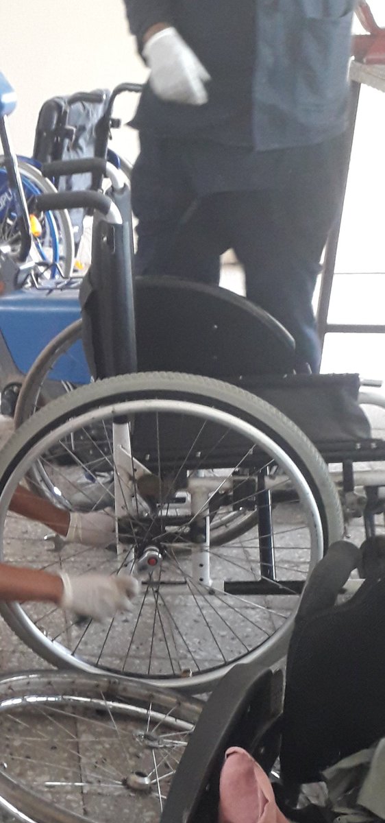 Prachi35581082's tweet photo. Had so many customers today๐คฆโโ๏ธI have not seen so many wheelchairs in my life the way m seeing in these days ๐ณ
@SihamCAS @MrDRedmond @ICSAddisHS @ICSAddis #ICSintern20 https://t.co/xifsojnVKV
