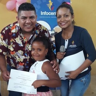 PDGTabiazo's tweet photo. El viernes 6/03/2020 se realizo la entrega de 50 certificados a niños y niñas que participaron en los cursos vacacionales dictados en el Infocentro Tabiazo, ademas se aprovecho a celebrar el "8 de marzo, Día de la mujer".
@Telecom_Ec 
@caanmichelena 
@edfer777 
@GEsmeraldas_KG https://t.co/dLli40wSP6