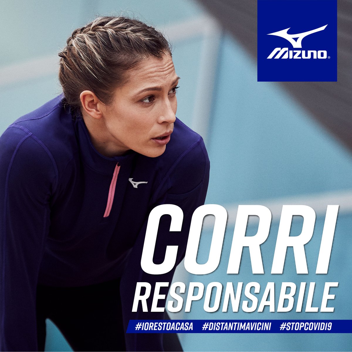 mizunoitalia's tweet photo. Quando muoversi può far bene a se stessi rispettando gli altri. La campagna #IoRestoACasa è un invito a stare meglio, a volersi bene e non mollare mai. 
#CorriResponsabile, rispettando le regole e gli altri. 🏃💪   

#Mizuno #ReachBeyond #DistantiMaVicini #StopCovid19 https://t.co/3KEmKNYaqP