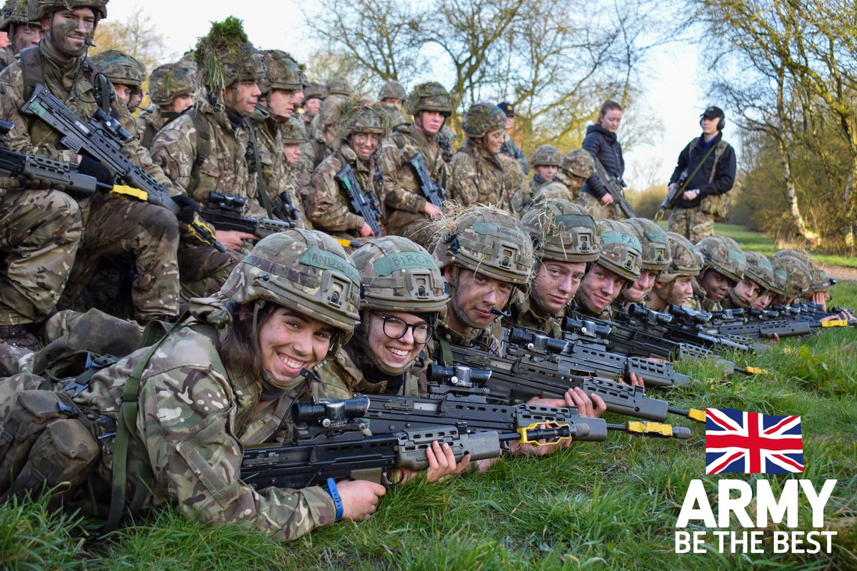 EMUOTC_Social's tweet photo. As the students of EMUOTC prepare for their exams, they simultaneously immerse themselves in rigorous training weekends to prepare them to become future leaders.
Last weekend, Badajoz (Juniors), finished their final training weekend of Module Alpha!
#EMUOTC #UOTC #OTC https://t.co/MbGsnIec4y