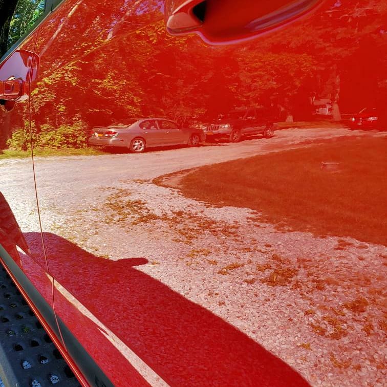 Gliptone's tweet photo. Another beautiful job brought to you by GT Quartz Ceramic Coating! Look at that reflection 😲 and☔💧is no match for our Nano Ceramic Technology! 👏🔥@radzr2

#chevy #chevrolet #ceramiccoating #beads #rain #reflection #gliptone https://t.co/veh1ZQDJ37