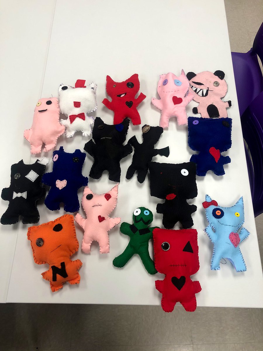 Litzsinger_FACS's tweet photo. Design Fundamentals students finished their VooDoo dolls today!They used a variety of different hand stitches to create them. Love the creativeness each one brings. #afftonlearns #FACSisfun https://t.co/5WX6Z8yPGl