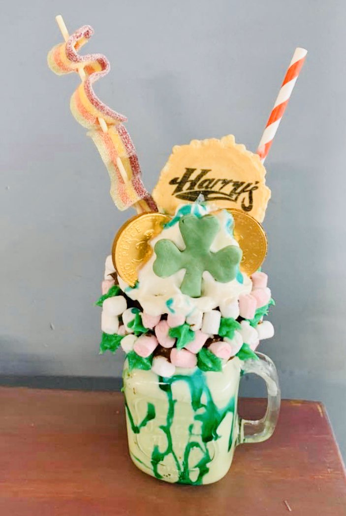 Harrysurmston's tweet photo. #freakoftheweek #shamrock-shake
#harrysurmston #milkshake #freakshake #urmston #loveurmston #indieurmston https://t.co/G8Yl49tvjw