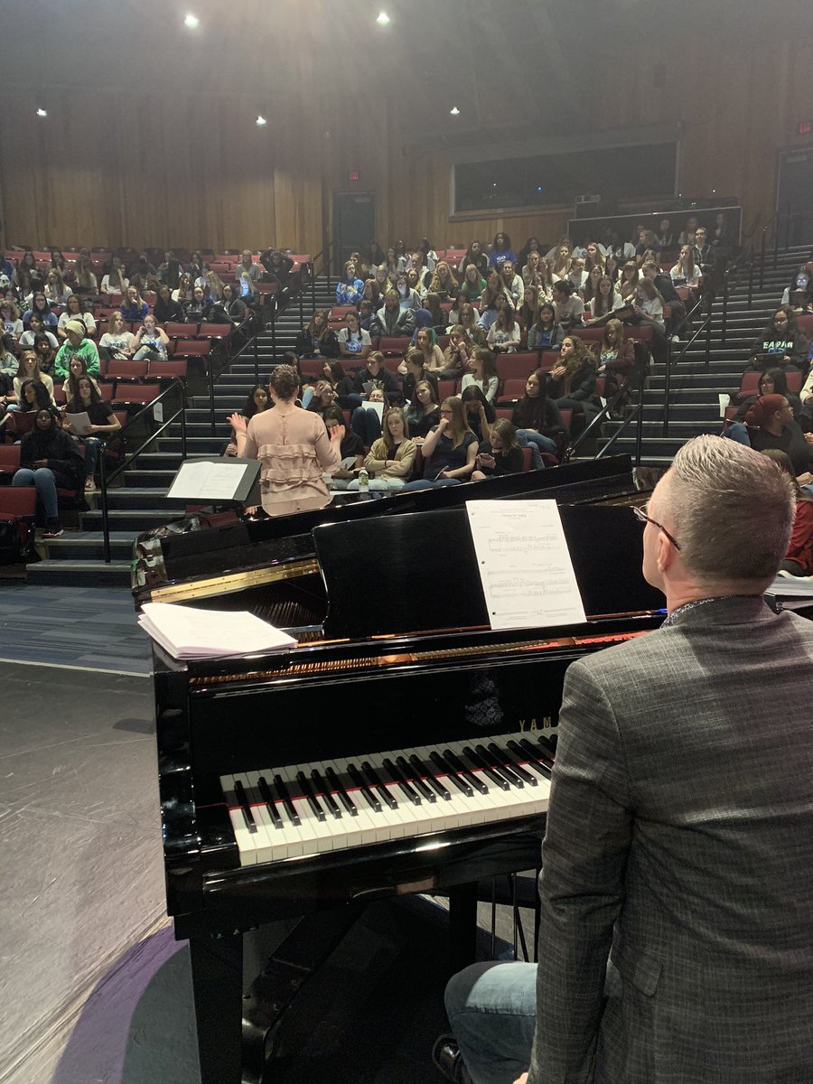 ChoirAvhs's tweet photo. District 196 Freshmen Treble Choir Festival! What an incredible district we have! Thanks to our guest clinician Katelyn Larson! @AVHSArts @ISD196schools https://t.co/YdlbXodaZJ