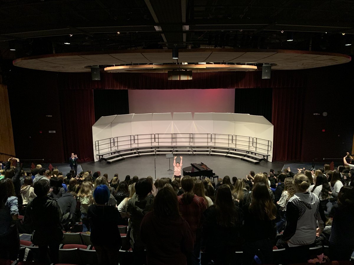 District 196 Freshmen Treble Choir Festival! What an incredible district we have! Thanks to our guest clinician Katelyn Larson! <a href="/AVHSArts/">AVHS Arts/Activities</a> <a href="/ISD196schools/">DISTRICT 196-ʀᴏsᴇᴍᴏᴜɴᴛ-ᴀᴘᴘʟᴇ ᴠᴀʟʟᴇʏ-ᴇᴀɢᴀɴ sᴄʜᴏᴏʟs</a>