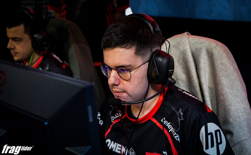 ftwesports's tweet photo. Hoje é o dia decisivo para garantir os playoffs da @ESEA!
Iremos ter dois jogos!
🆚 @ConquerGamingFI
🕕 18:00H
🆚 #Bocaboston
🕗 20:00H
#ftwcsgo #ftwesports #ftwarmy #OMENFTW #TelepizzaFTW https://t.co/DmzEwMRQMW