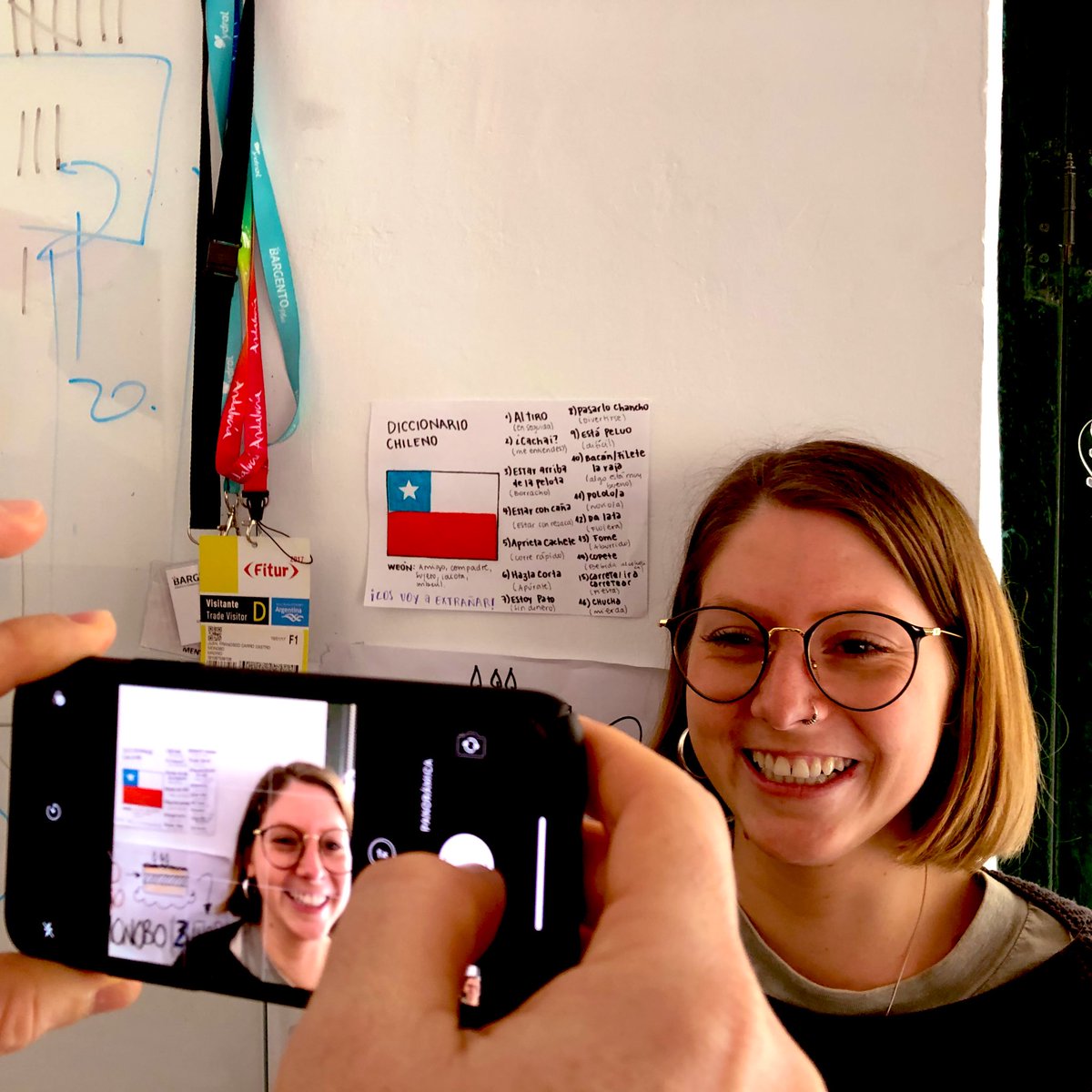 Aunque para nosotros es natural teletrabajar, nos gusta compartir espacio, conversación y café. Pero nos sumamos a las medidas de contención después de despedir a nuesta compañera Daniela, que se vuelve a Chile. ¡Buen viaje y gracias por este tiempo juntos!