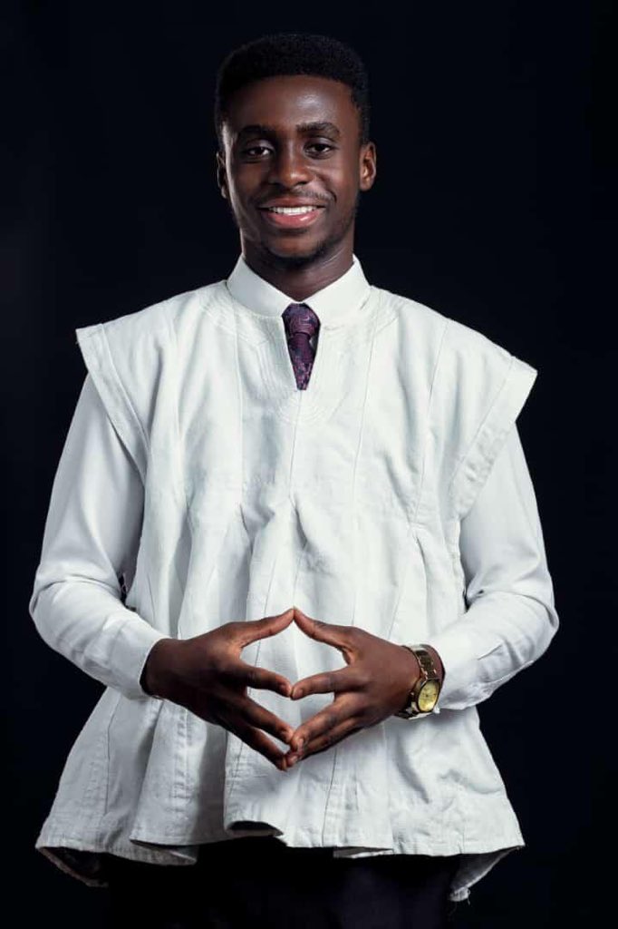 KNUST_Live's tweet photo. Congratulations, Samuel Nana Kofi Boakye🎉🎁.
Kentinkrono MP elect.
#NonReDecides
#KNUSTLive https://t.co/ivwSki5WD3