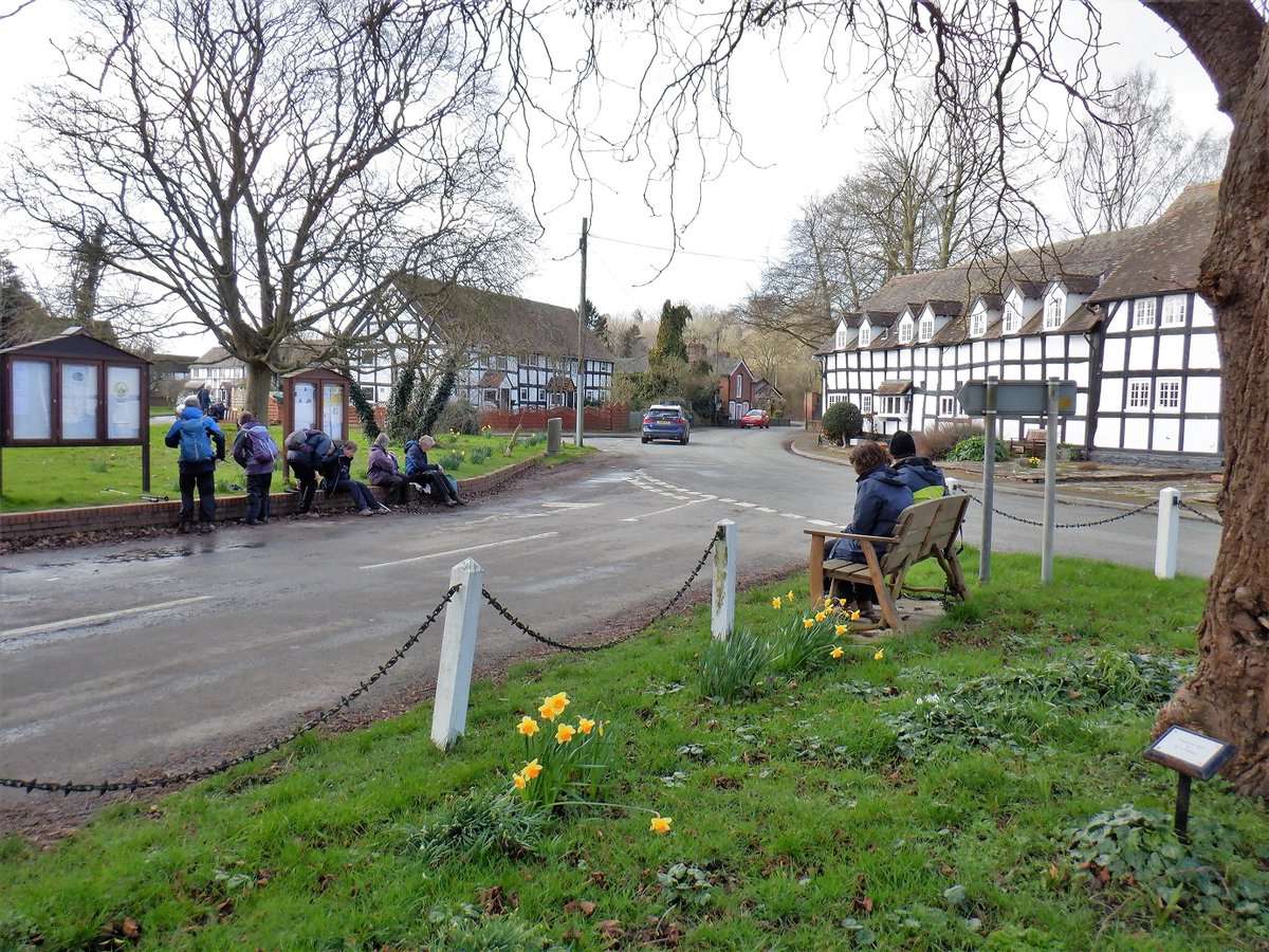 Duncan_Smart1's tweet photo. Thurs 12th March 10.1 miles with @lrcwalks on figure of 8 walk from Weobley to Dilwyn passing Alton Court, Sollers Dilwyn, The Plateau and Gad Bridge YTD 213.1 miles #walk1000miles An enjoyable mud free walk on quiet lanes with lots of sunshine and just a couple of short showers. https://t.co/jNnfqcdZ6e