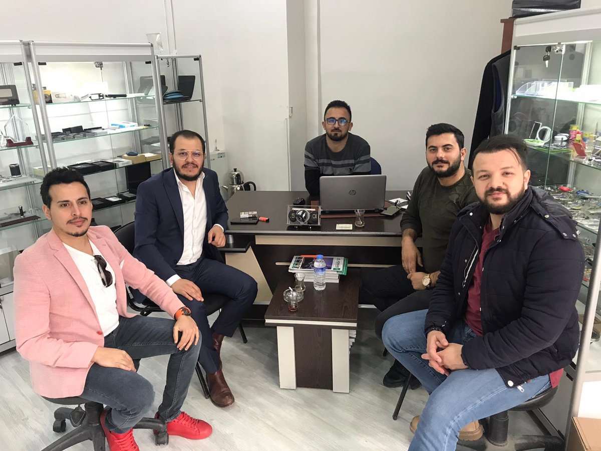 Yönetim kurulu üyemiz Yds Promosyon sahibi Sayın Selahattin ÖĞÜTLÜ’yü iş yerinde ziyaret ettik ve sektör hakkında bilgi alışverişinde bulunduk.