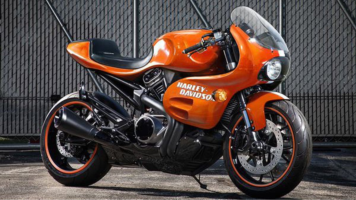 HDForums's tweet image. There a rumors that #Harley is going to release a #SportBike in the next couple of years. What do you think about a #StreetLegal #VR1000