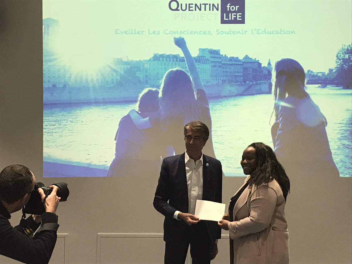 audencia's tweet photo. #Entreprises - Bravo aux #etudiants pour votre bourse #Quentinprojectforlife @AudenciaDigital et merci @lorealparisfr @DanyBoulenger pour votre soutien indéfectible ! https://t.co/jw9RfrYKFQ