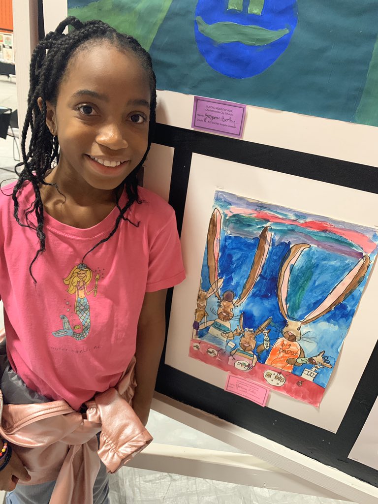 LilyBrookman's tweet photo. Jackson-Via students visiting the Art Connections today at CHS. There is nothing better than a young artist seeing their hard work hang in the show. 💙 https://t.co/5xLrHB5Jee
