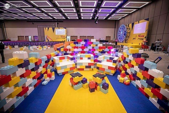 EverBlock's tweet image. #EverBlock can be used to enhance the visual and practical elements that make an event spectacular and appealing. We&apos;d love to work with you on an amazing design for your next event!
#buildingblocks #interviewplatform #funevent #bigblocks #legoevent #giantlego #colorfulevent