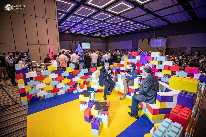EverBlock's tweet image. #EverBlock can be used to enhance the visual and practical elements that make an event spectacular and appealing. We&apos;d love to work with you on an amazing design for your next event!
#buildingblocks #interviewplatform #funevent #bigblocks #legoevent #giantlego #colorfulevent