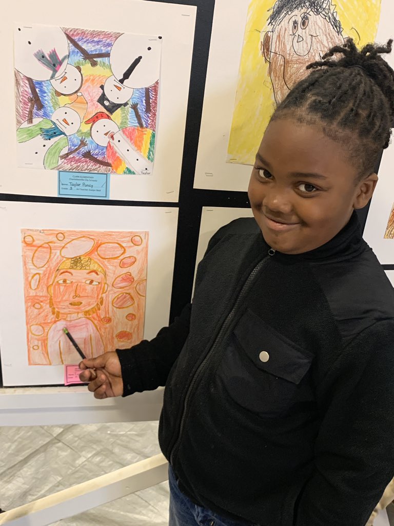 LilyBrookman's tweet photo. Jackson-Via students visiting the Art Connections today at CHS. There is nothing better than a young artist seeing their hard work hang in the show. 💙 https://t.co/7g83JN64ub