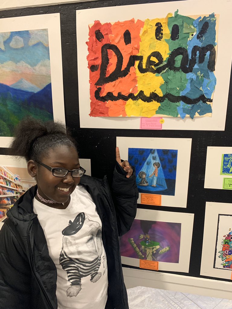 LilyBrookman's tweet photo. Jackson-Via students visiting the Art Connections today at CHS. There is nothing better than a young artist seeing their hard work hang in the show. 💙 https://t.co/7g83JN64ub