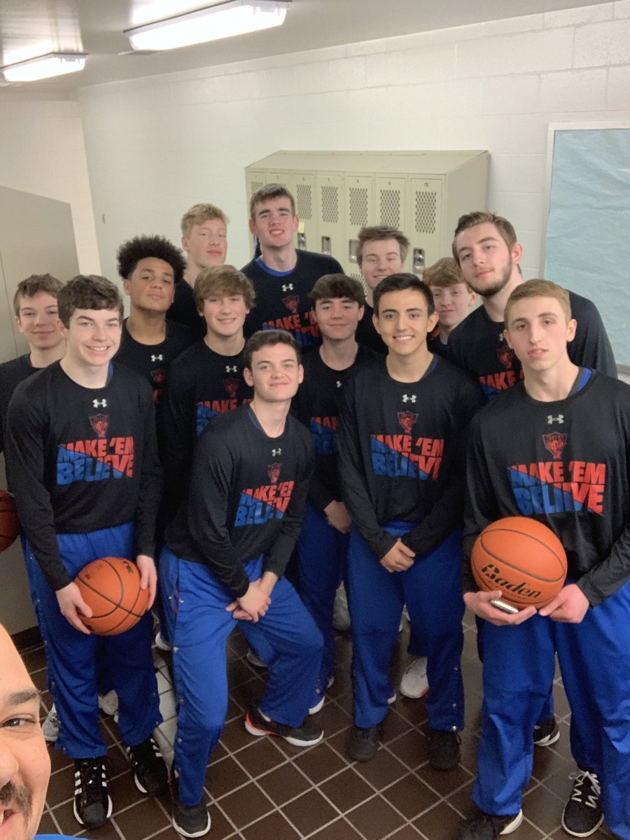 Panthers are ready!  40 minutes to tip!  GO PANTHERS!!