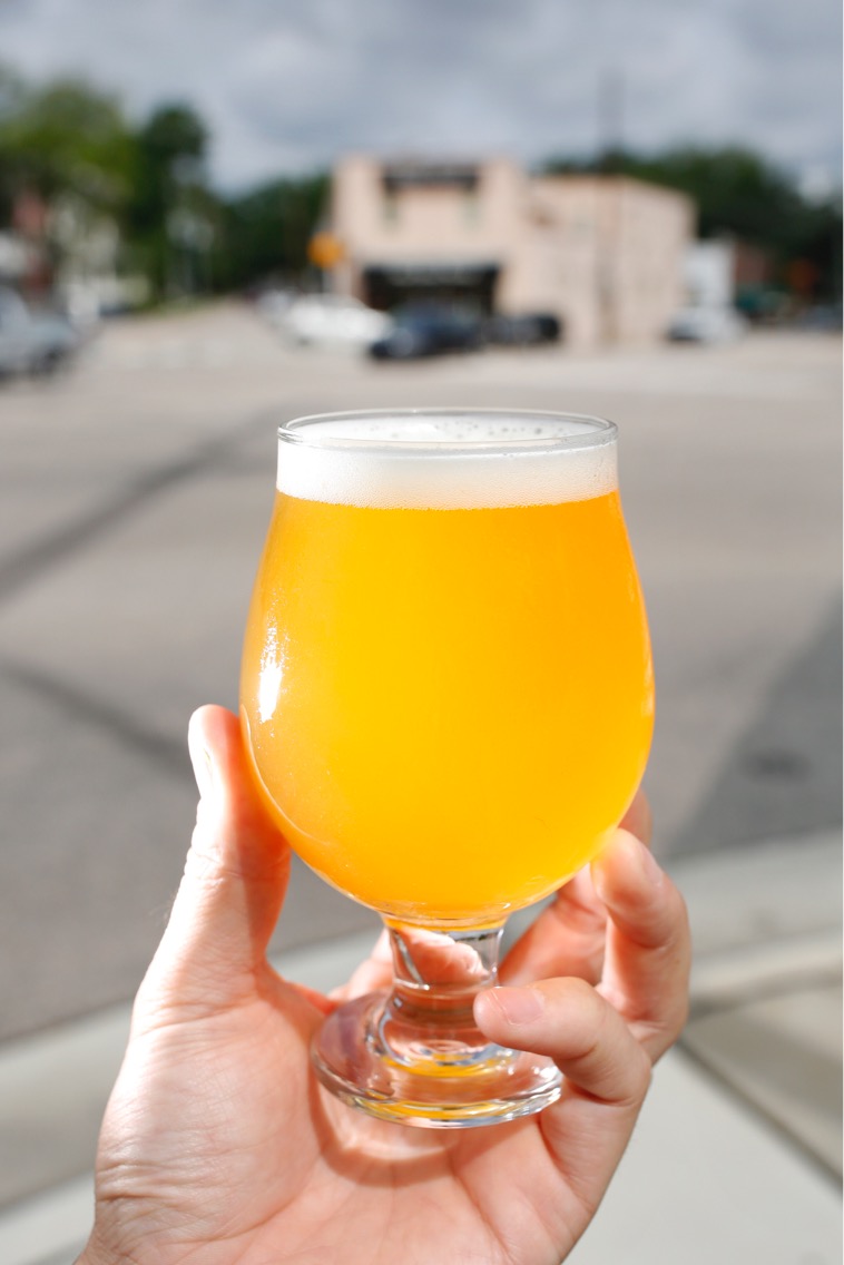🍺 Back on tap! 🍺
.

No Parking Anytime - Hazy IPA .

Made with Citra Mosaic and Whole Leaf Idaho 7 hops. .

8.6% ABV